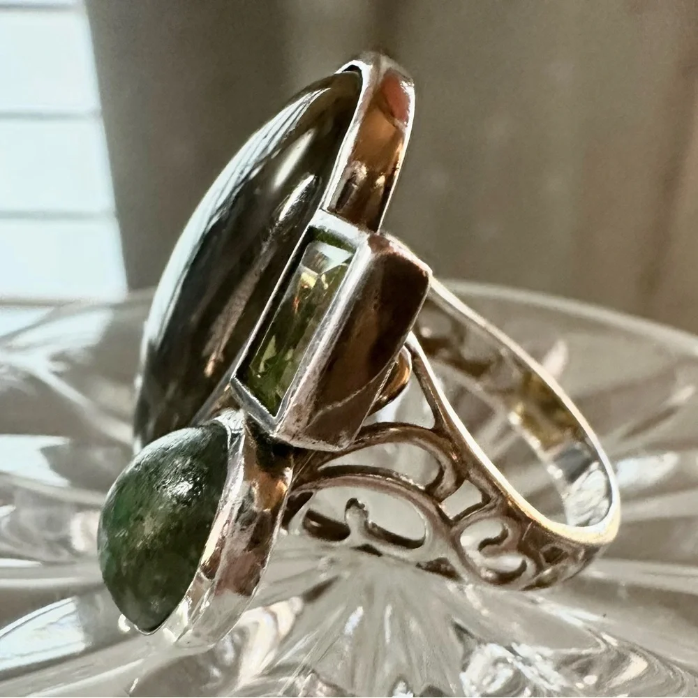 Elegant Labradorite, Peridot, Green Turquoise 925 Silver Cocktail Artisan Ring